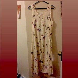 Pre-loved sun dress with a pretty floral design